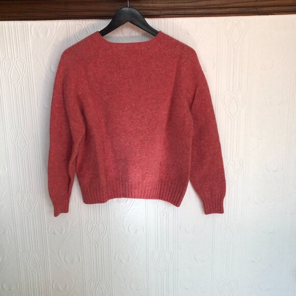 Like new - Pink Scottish sweater Jumper Harley of Scotland, size L (could fit M) - Picture 2 of 7